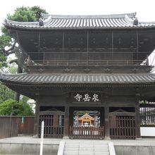 お寺の山門