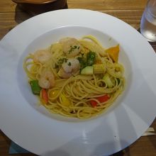 エビと野菜のペペロンチーノ