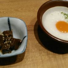 突き出し(お通し）ととろろ