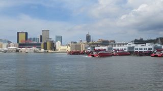 香港空港乗継で帰国しました