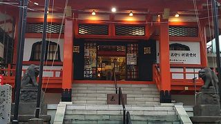 商店街の真ん中に