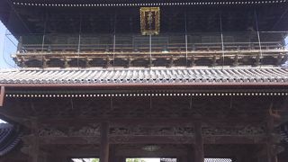 歴史を感じる古寺