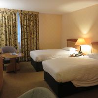 ミレニアム ホテル パリ シャルル ドゴール 　