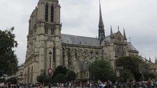 南塔と北塔を・・・