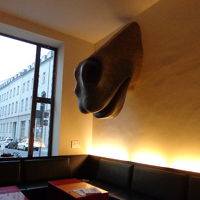 シンプルなデザインホテル