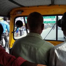 定員は5人(運転手除く)