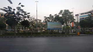 チャイナタウン近くのロータリー