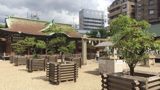 整備された境内