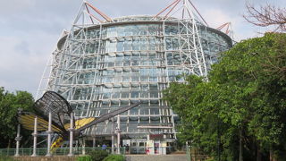 大きな温室がシンボル