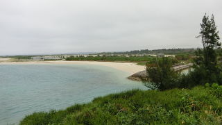 夕方行ったがサンセットは見えなかったが伊良部大橋が見えた