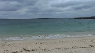 長くはないが町中にあるビーチと言ってもいいと思います