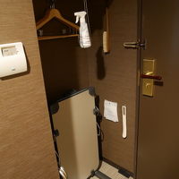 パンツプレッサー、消臭スプレーあり