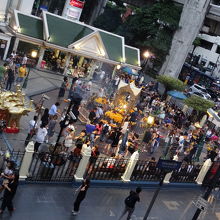 ターオ・マハープラマをスカイウォークから望む