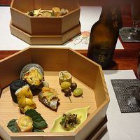 創意工夫された夕食も美味。