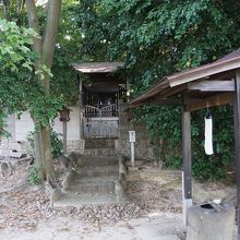 山神社