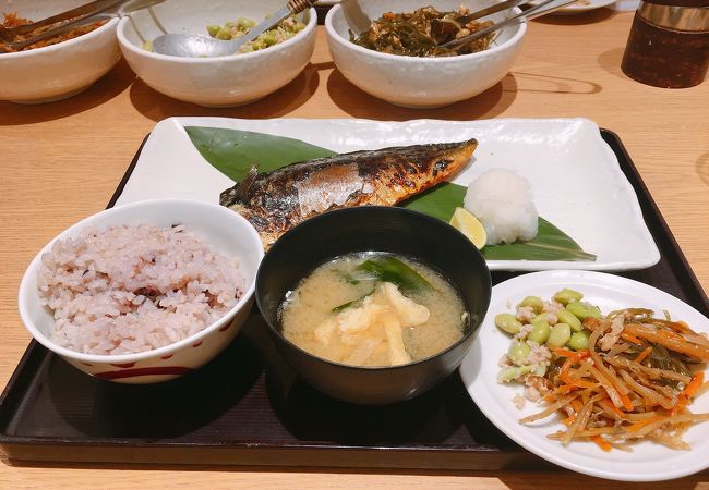 ボリューム満点の和食ランチ