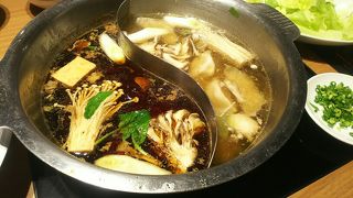 しゃぶしゃぶ・飲茶・寿司の食べ放題レストラン