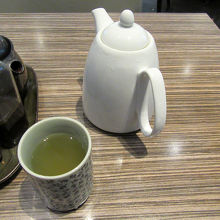 もちろんお茶は有料、これは日本と違う点ですね