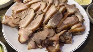 釜山の南浦洞「チョッパル横丁」の中でも代表的なお店です