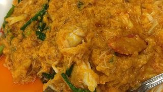 バンコクでおいしいプーパッポンカリ―を食べる