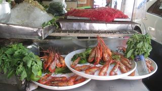 豪快なシーフードを扱う