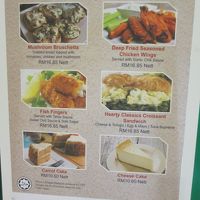 入口付近の喫茶室