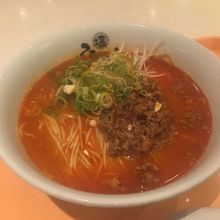 四川濃厚担々麺