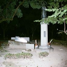 平和乃観音像。