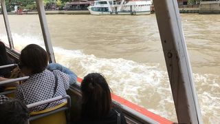 ワットアルンへ行く際に利用