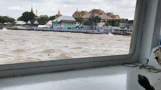 運賃は４バーツ