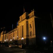 夜の議事堂