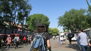 ツアーで訪問しました！ツアーの皆さんのなかには三輪車で胡同巡りをしていた方もいました。