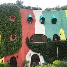 館内は撮影禁止なので外観