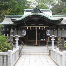 芦屋神社拝殿