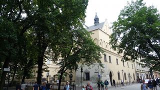 パウロ２世の住まいであったこともあるようです