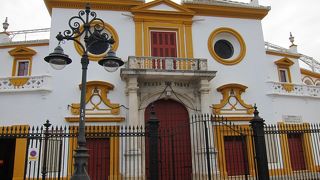 外観が美しい闘牛場