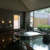 泡風呂　内湯　外湯はそろってます。