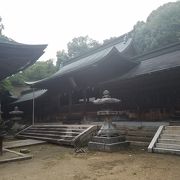 横に並ぶ豊栄神社よりだいぶ後にできた