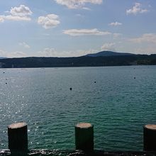 向こうに見えるのはホテル観洋