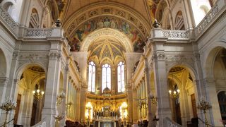 教会の脇に別の入口