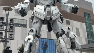 ガンダムがいるショッピングモール