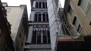 昼間は混んでます