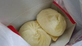 少し並びました。