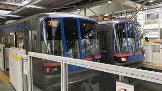 東急目黒線に接続