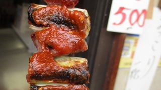 味噌味の焼き鳥が美味しいです。