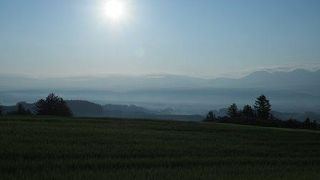 こんなところにも車中泊のクルマが数台