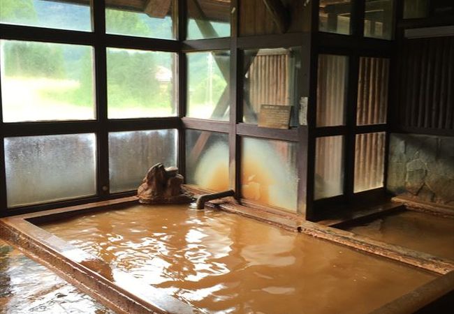 雰囲気抜群の鉄分豊富な温泉です。