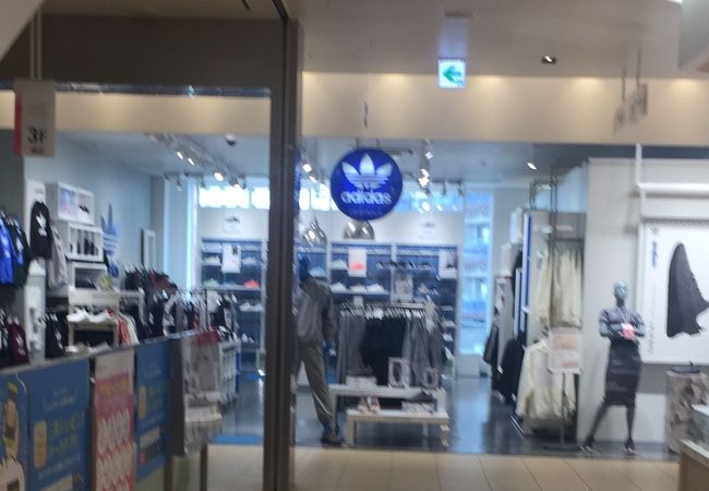 アディダス オリジナルスショップ ららテラス店 クチコミ アクセス 営業時間 溝の口 武蔵小杉 フォートラベル アディダス オリジナルスショップ ららテラス店 クチコミ アクセス 営業時間 溝の口 武蔵小杉 フォートラベル