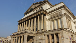 重厚感のある建物です