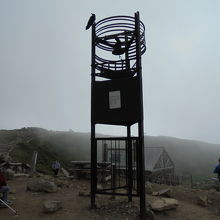 展望台にある愛の鐘